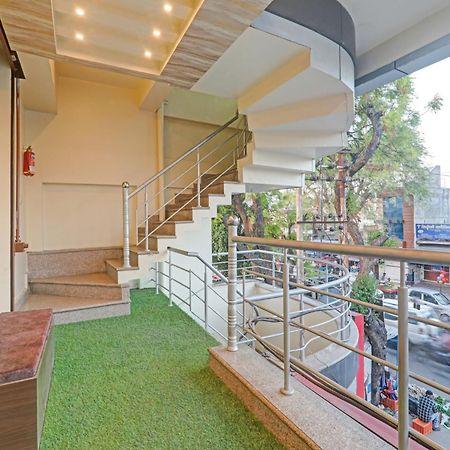 Hotel O The Ashiyana Inn Лакхнау Екстер'єр фото